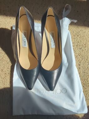Jimmy Choo Black Pointed-Toe Leather Pumps Wore Twice